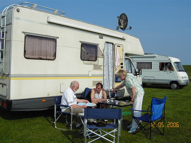 cluster 735396.JPG - Stellplatz Büsum (alter) - mit lieben Nachbarn